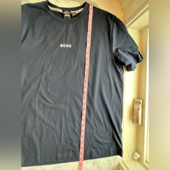 HUGO BOSS Comfort Stretch Logo Front Tee, New with Tags, men’s Medium - Picture 6 of 7